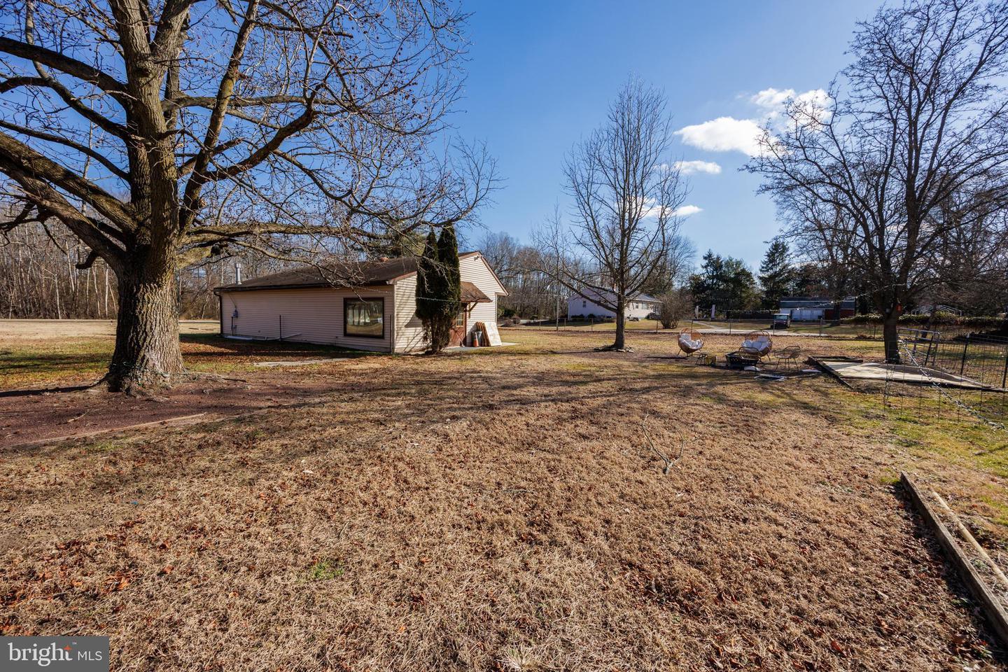 815 Little Gloucester Rd #b Property Photo 10