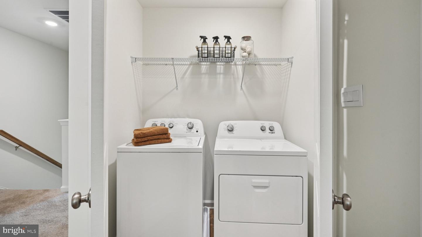 64 Robert Drive Property Photo 28