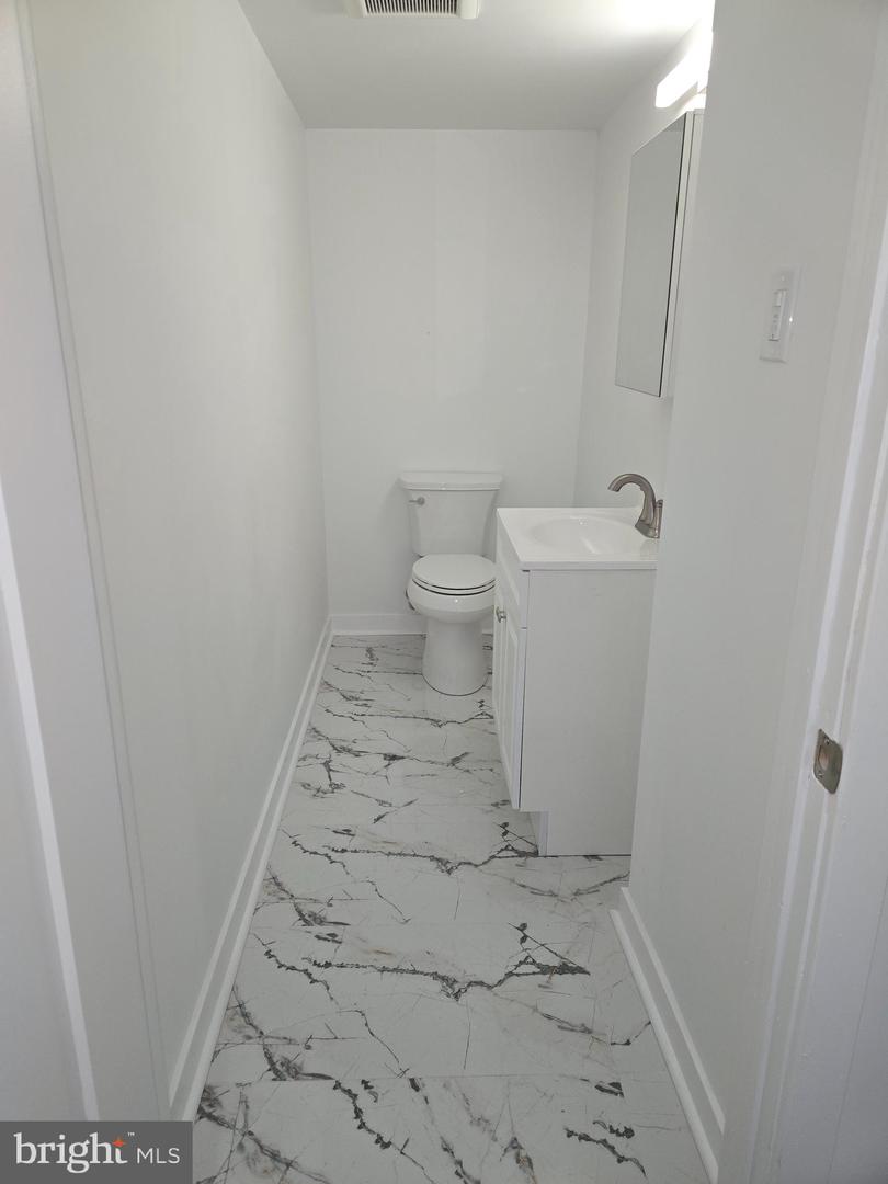 2406 S 12th St Property Photo 26