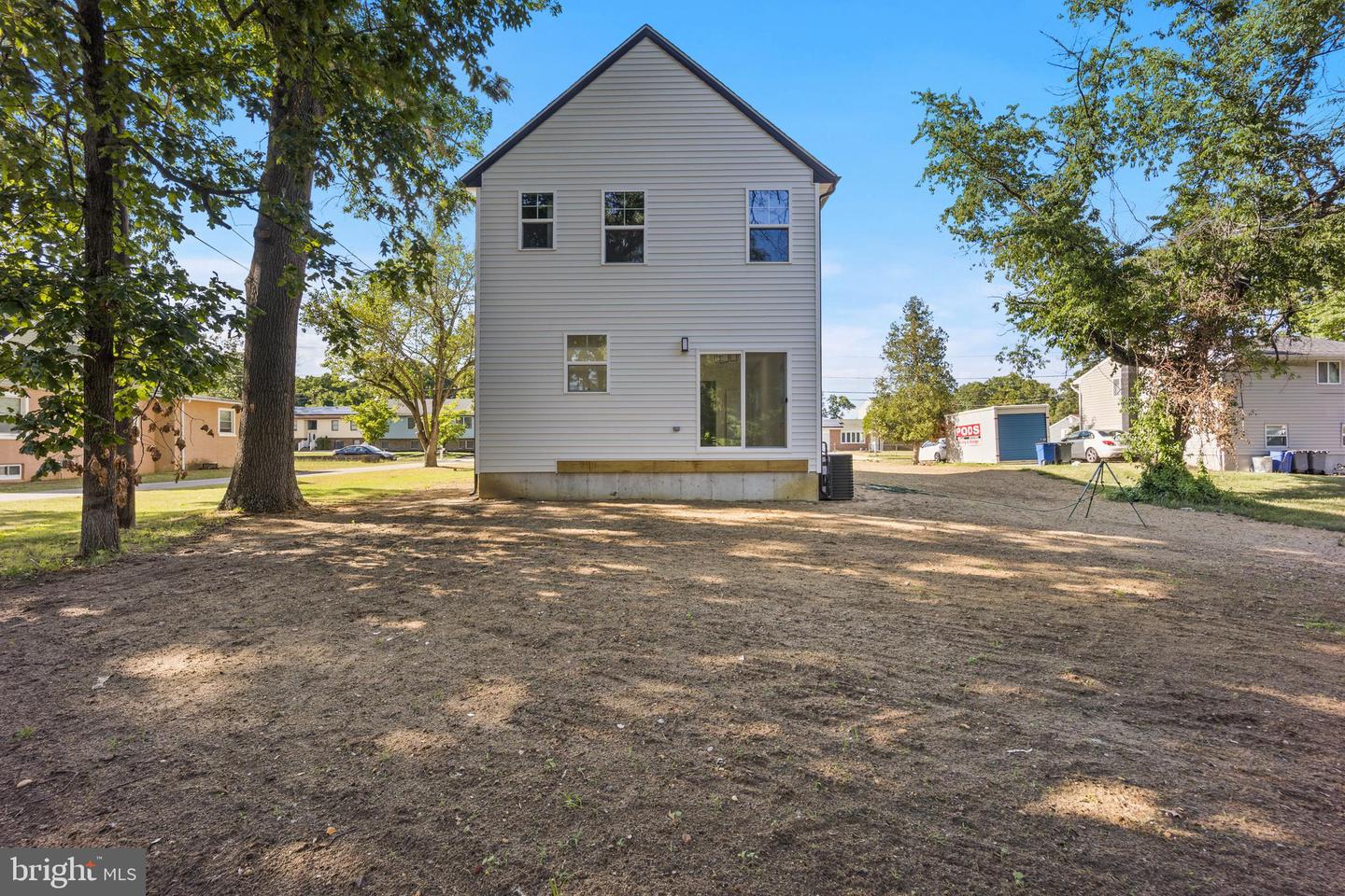 492 Ellis Ave Property Photo 33