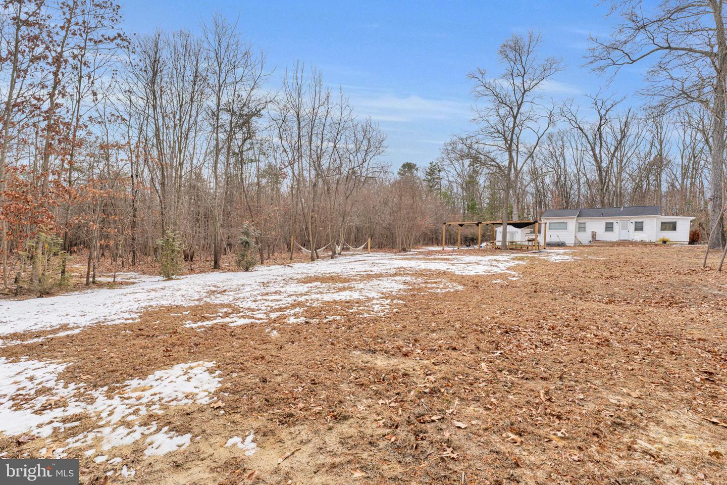 572 Zoe Rd Property Photo 11
