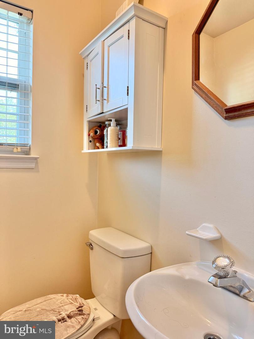 214 Chestnut Ave Property Photo 24