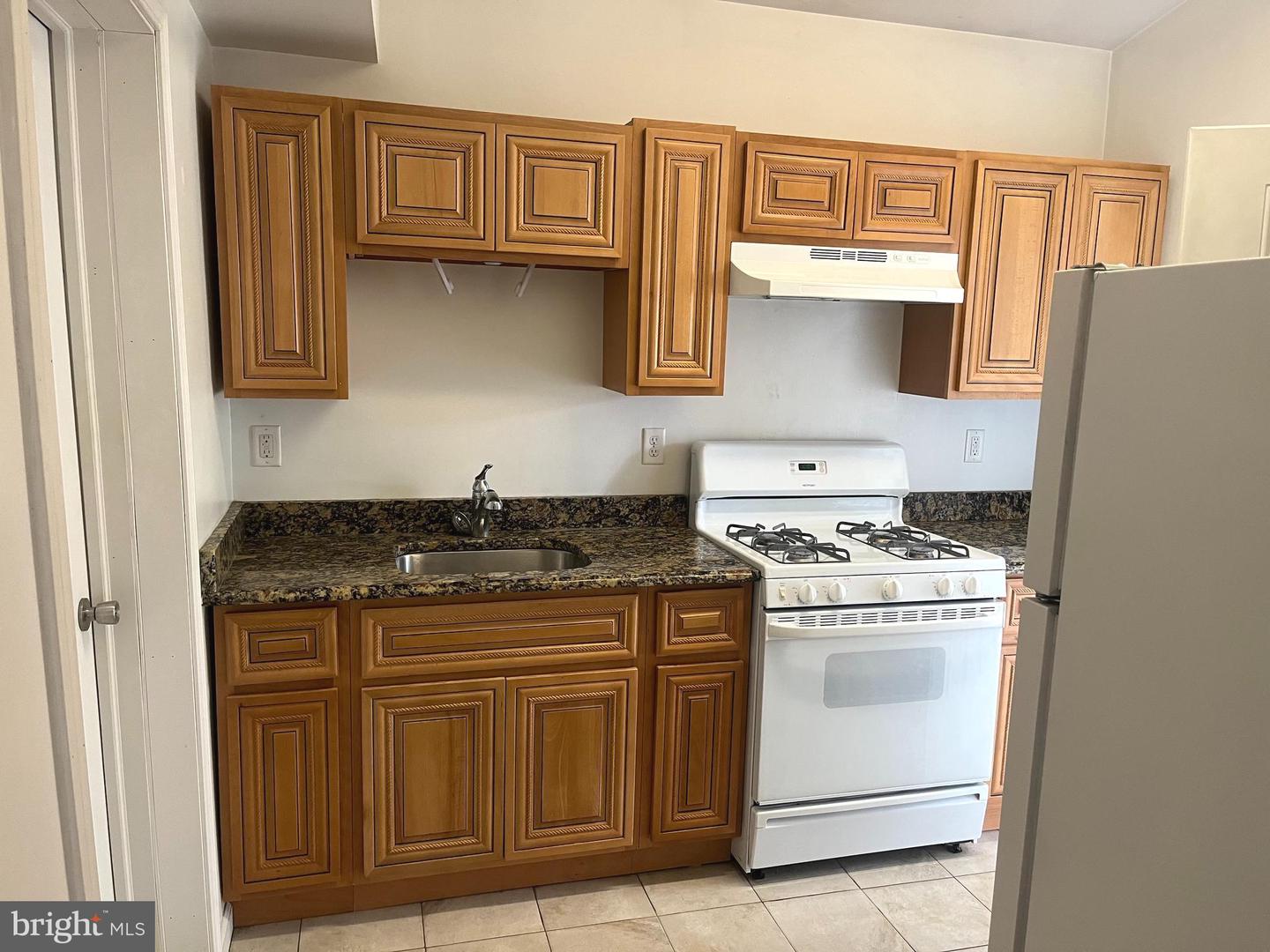 805 W ATLANTIC AVE #C Property Photo 1