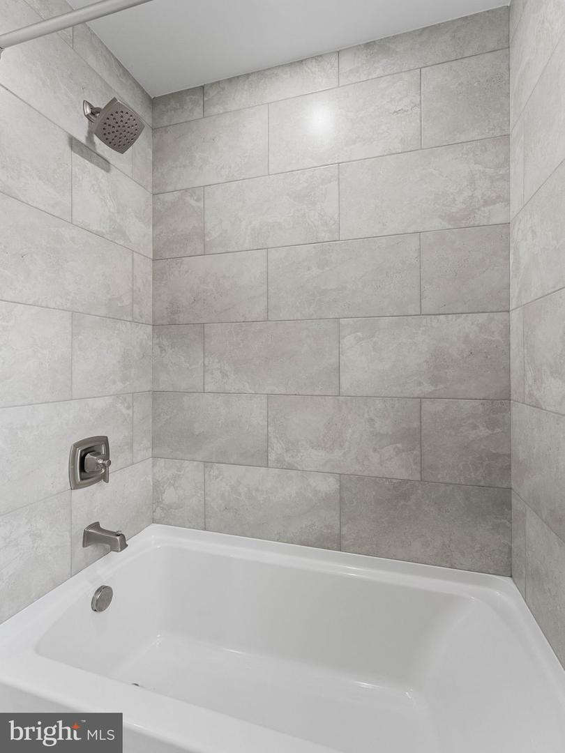 415 Almonesson Rd Property Photo 35