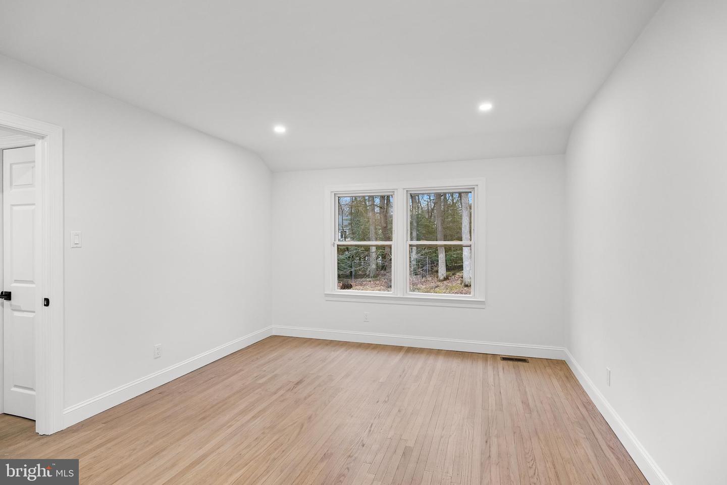 1752 Lark Ln Property Photo 34