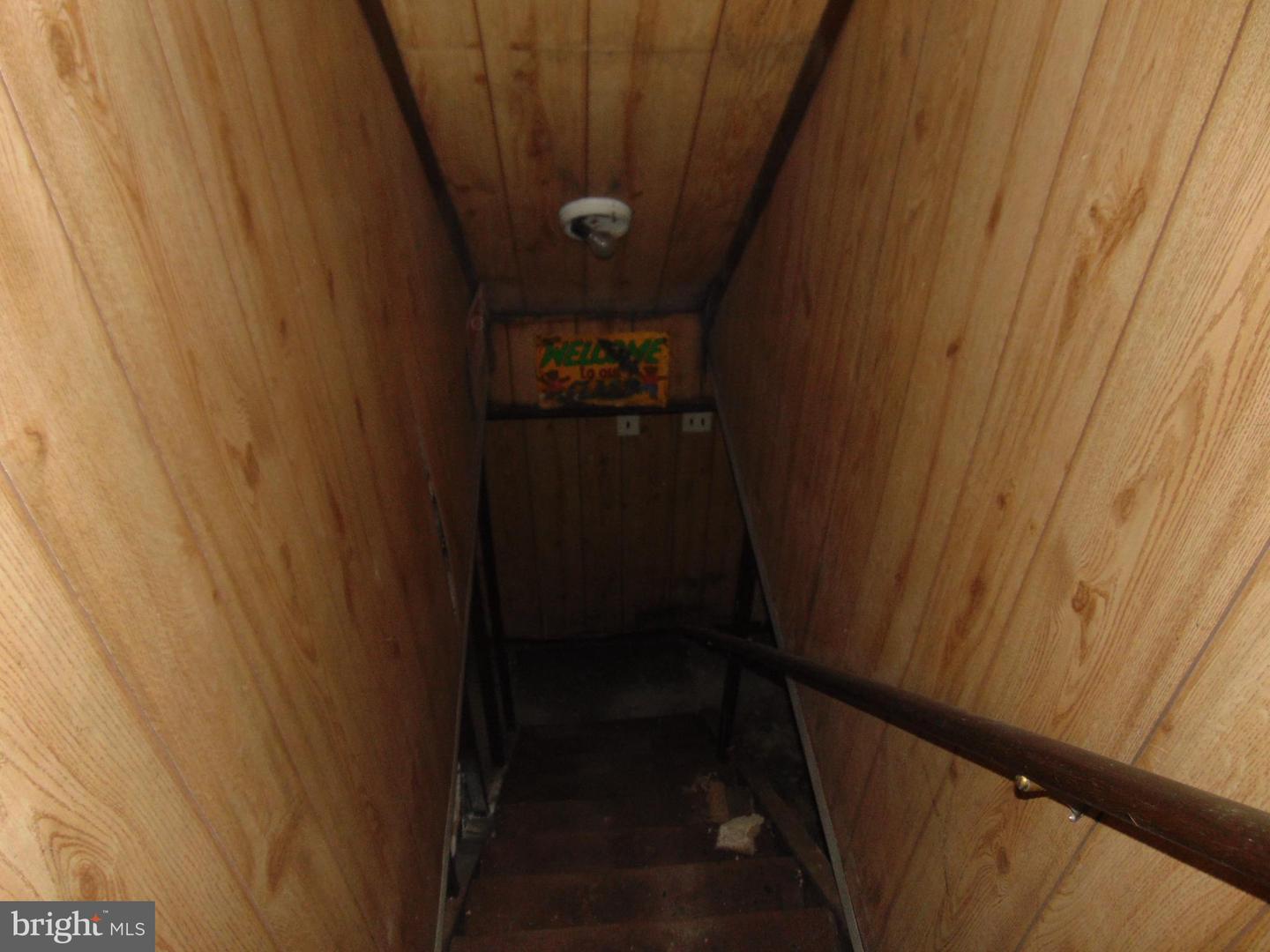 1909 7th S Property Photo 8