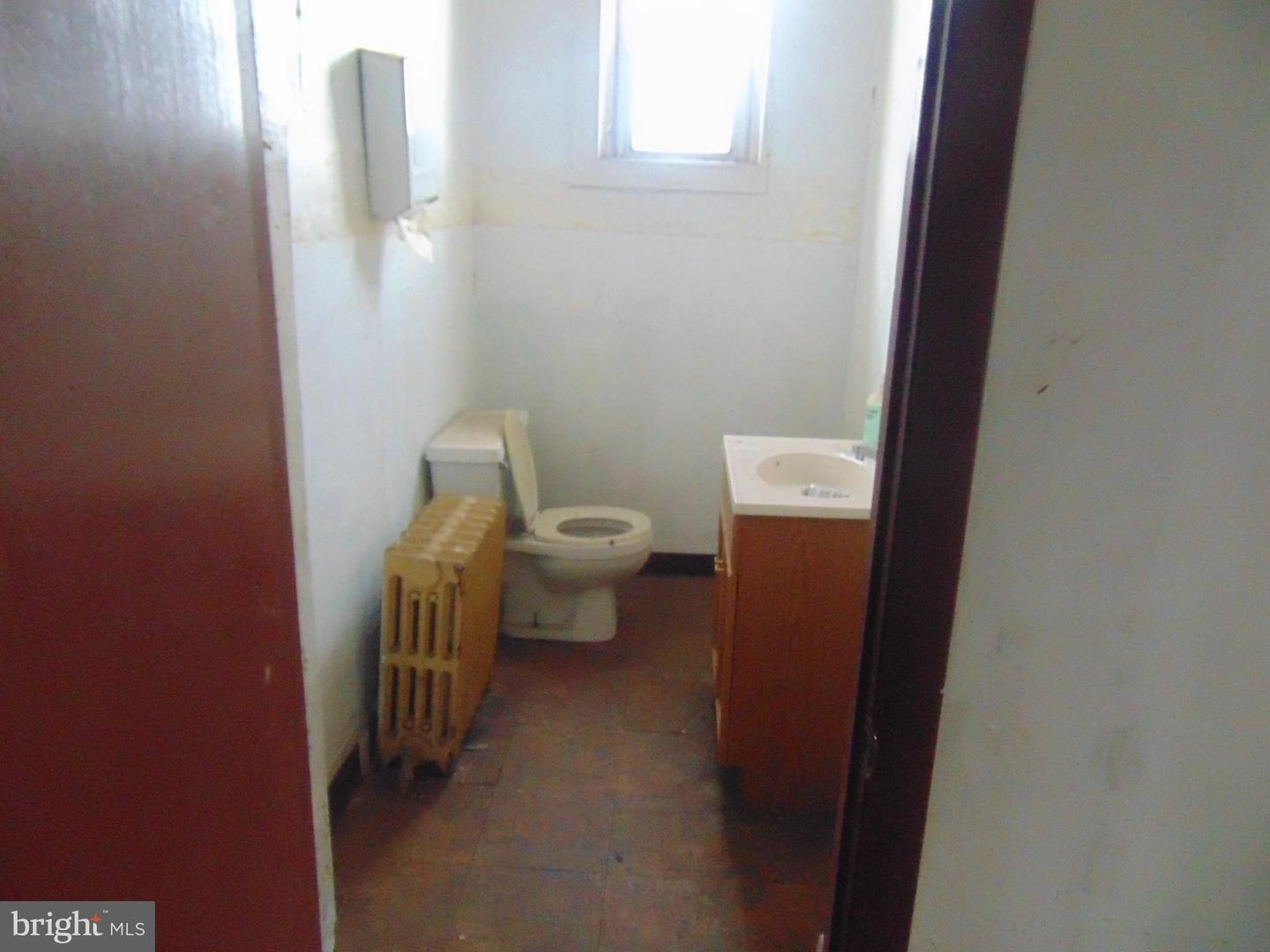 1909 7th S Property Photo 9