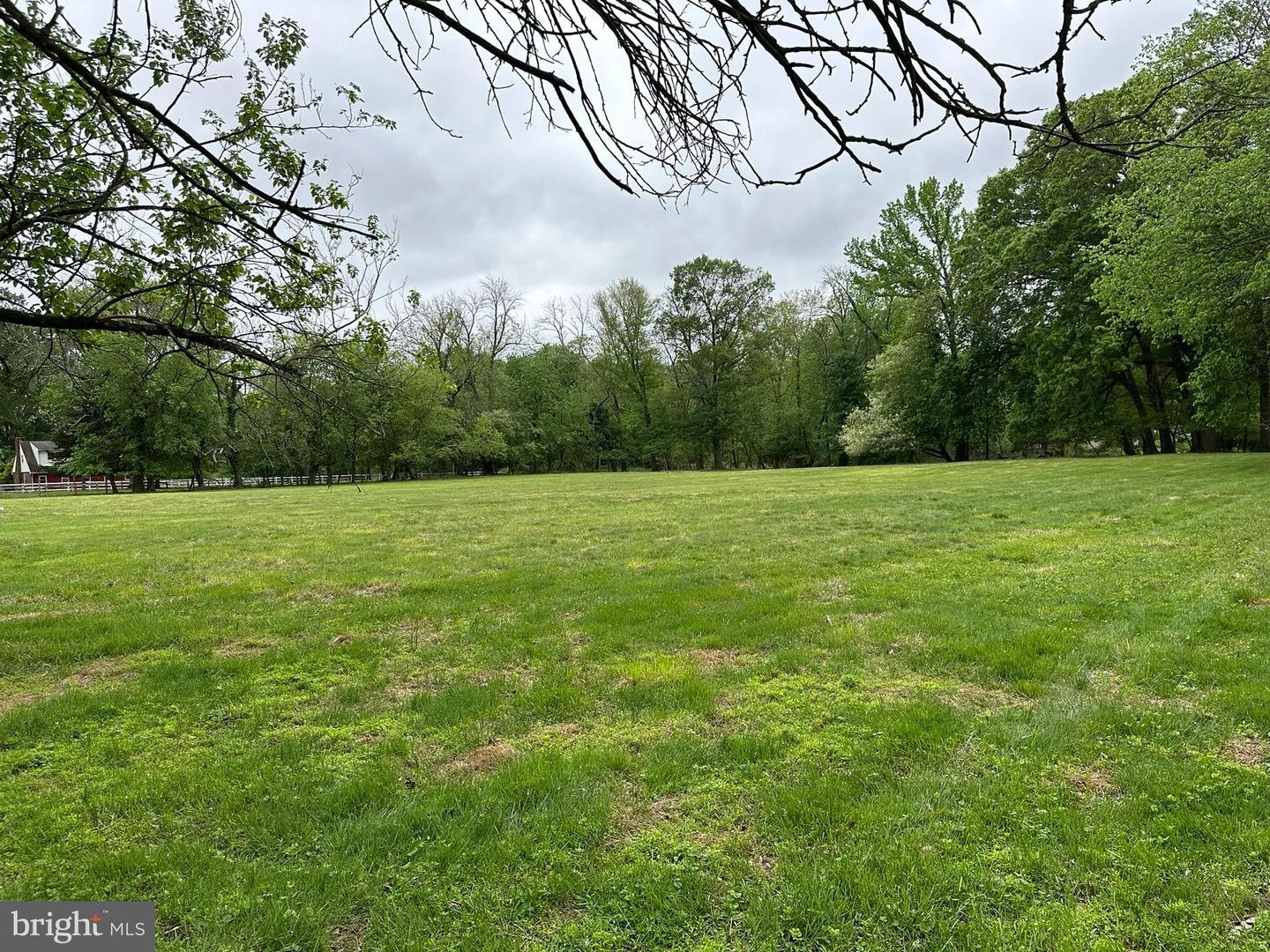 1100 Rural Ave Property Photo 2