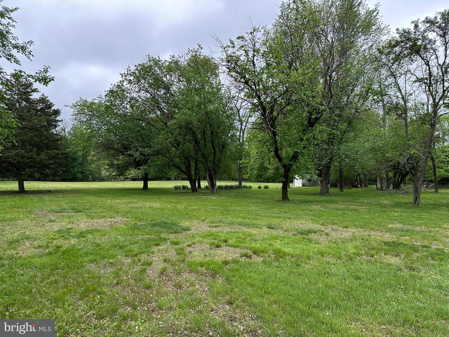 1100 Rural Ave Property Photo 8
