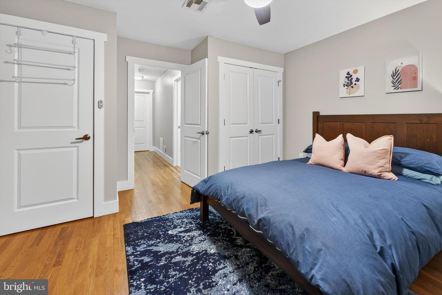 736 New St Property Photo 15