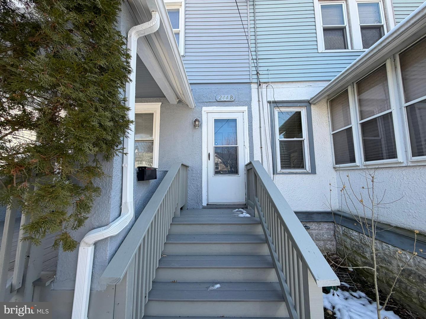 244 Mansion Ave #b Property Photo 2