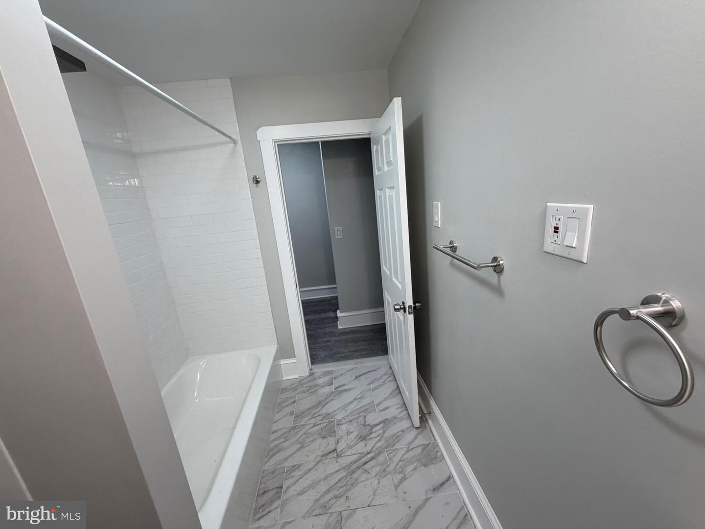 244 Mansion Ave #b Property Photo 17