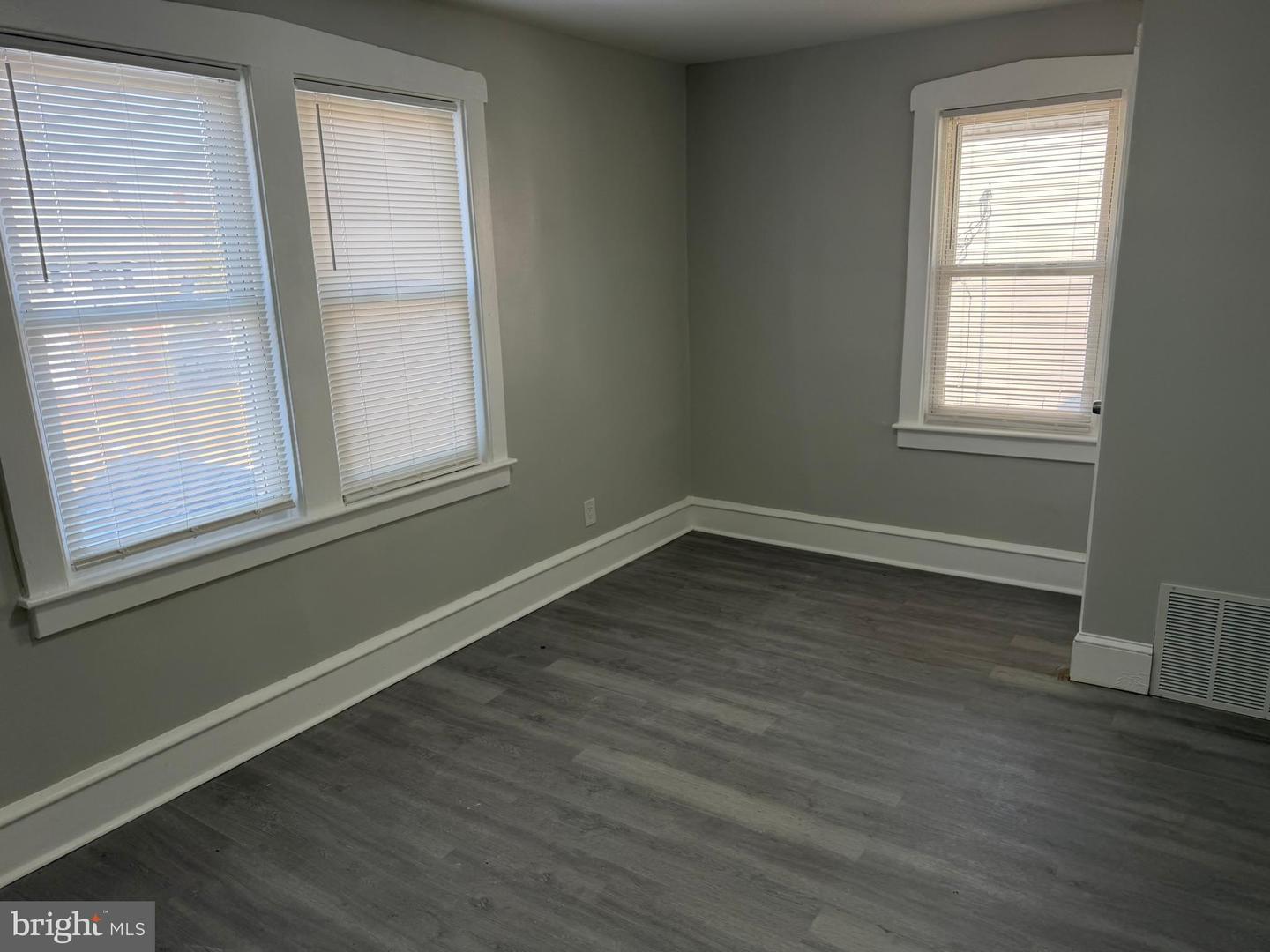 244 Mansion Ave #b Property Photo 19