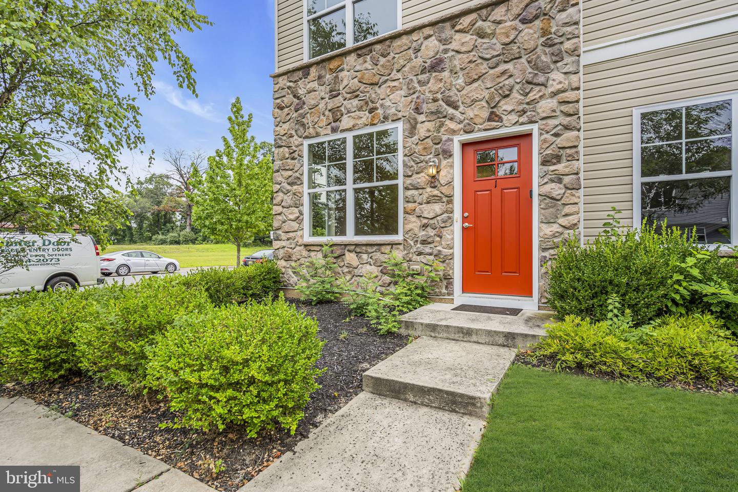 1 Rowand Way E Property Photo 1