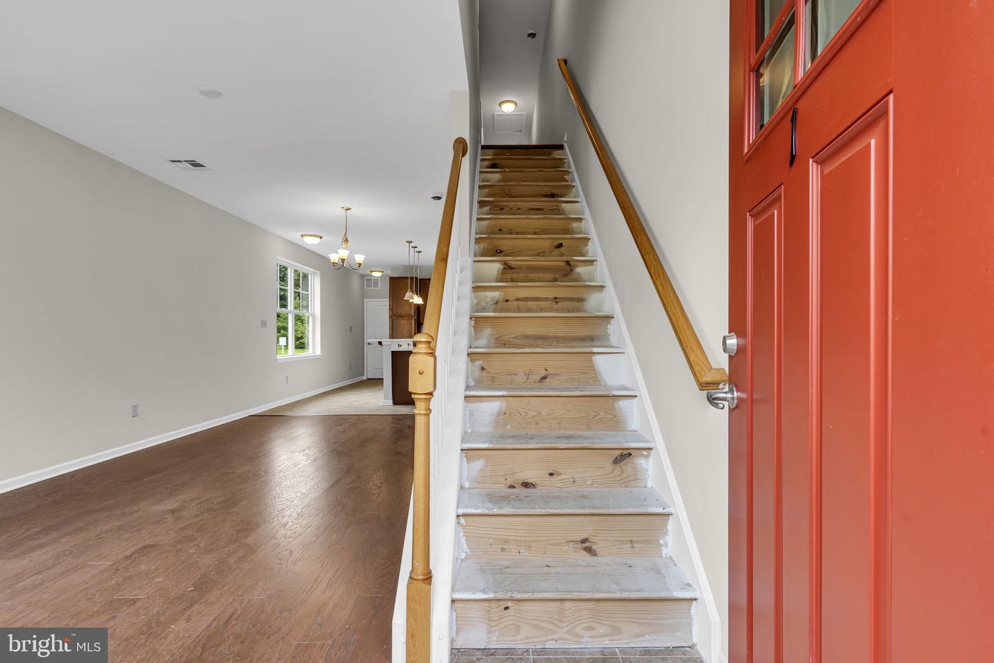 1 Rowand Way E Property Photo 15