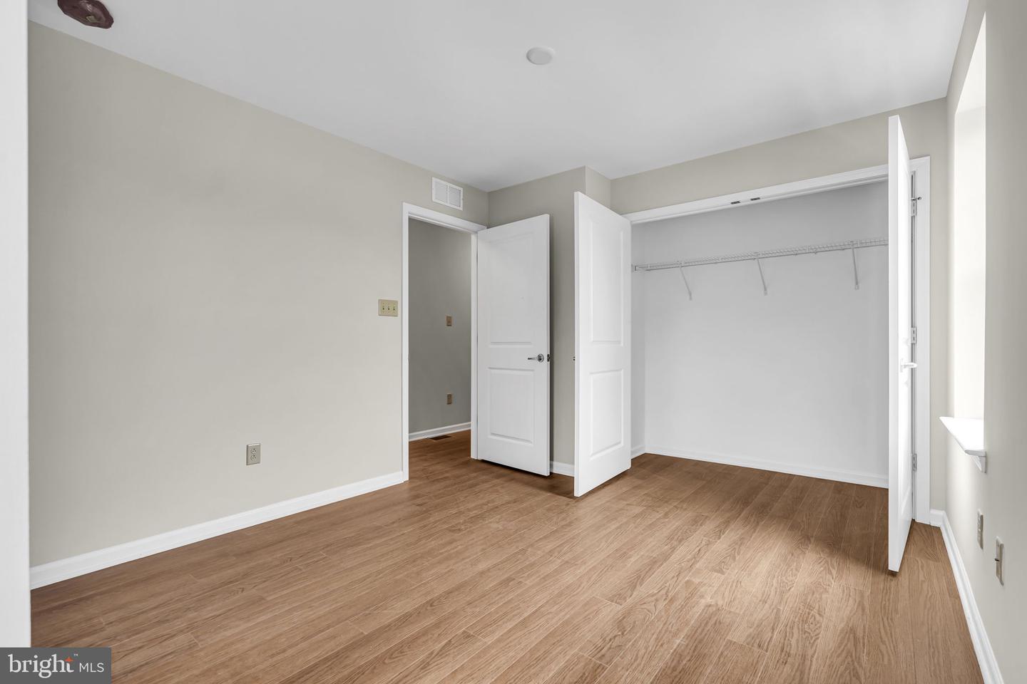 1 Rowand Way E Property Photo 16