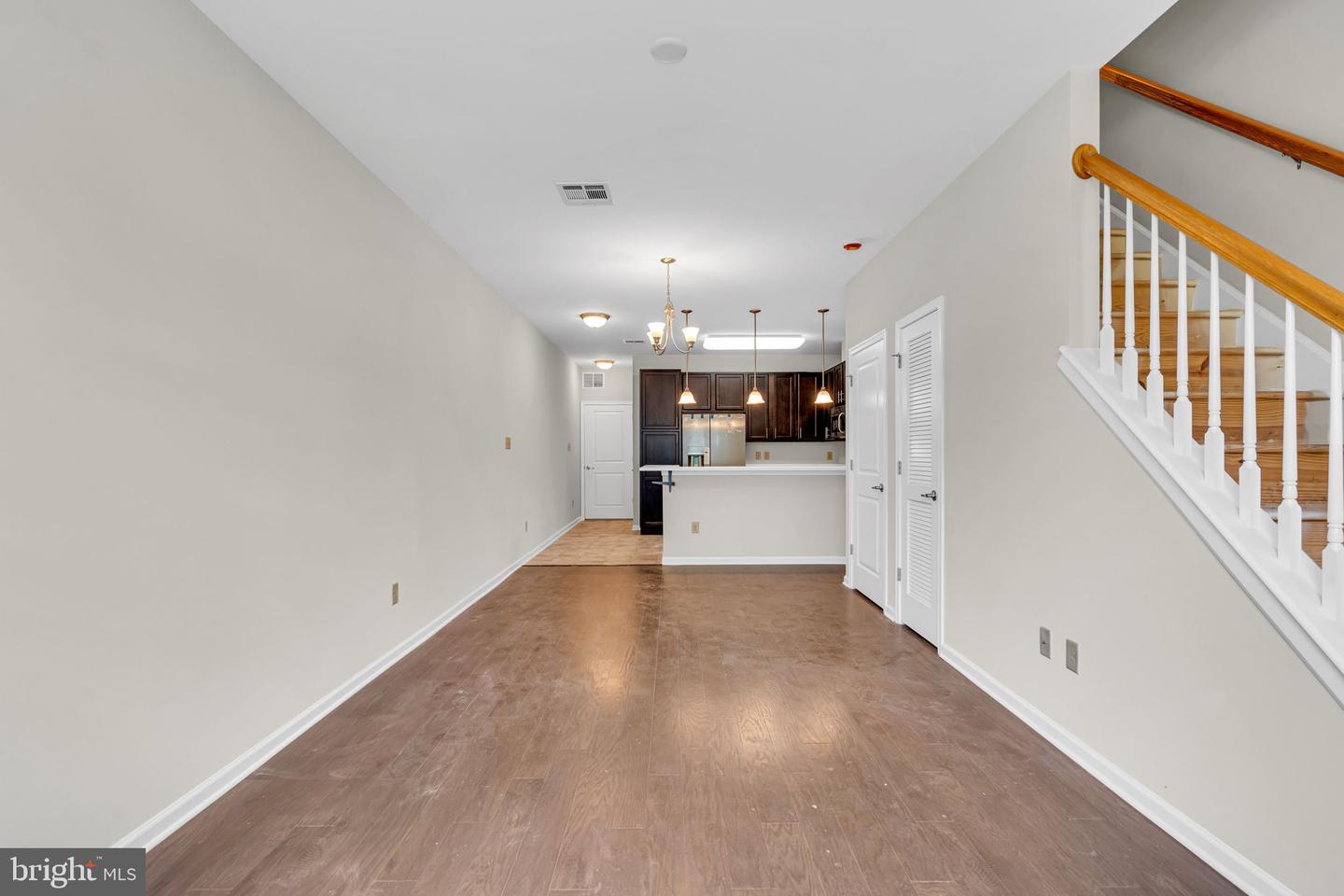 3 Rowand Way E Property Photo 6