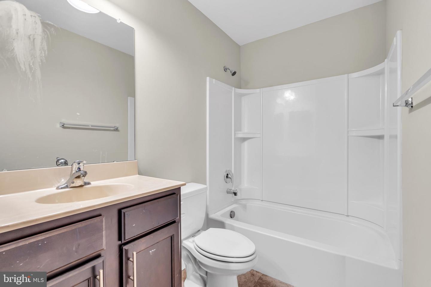 3 Rowand Way E Property Photo 24