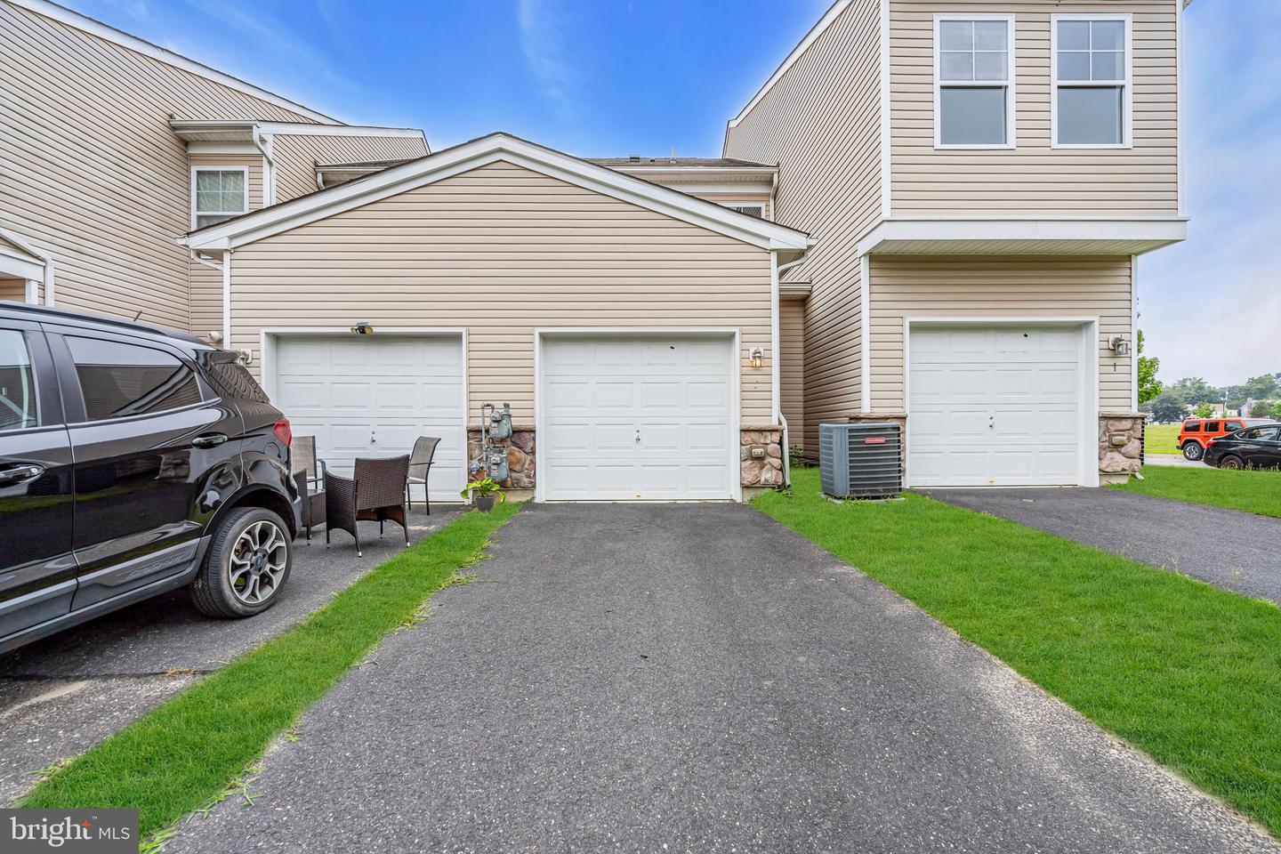 3 Rowand Way E Property Photo 29