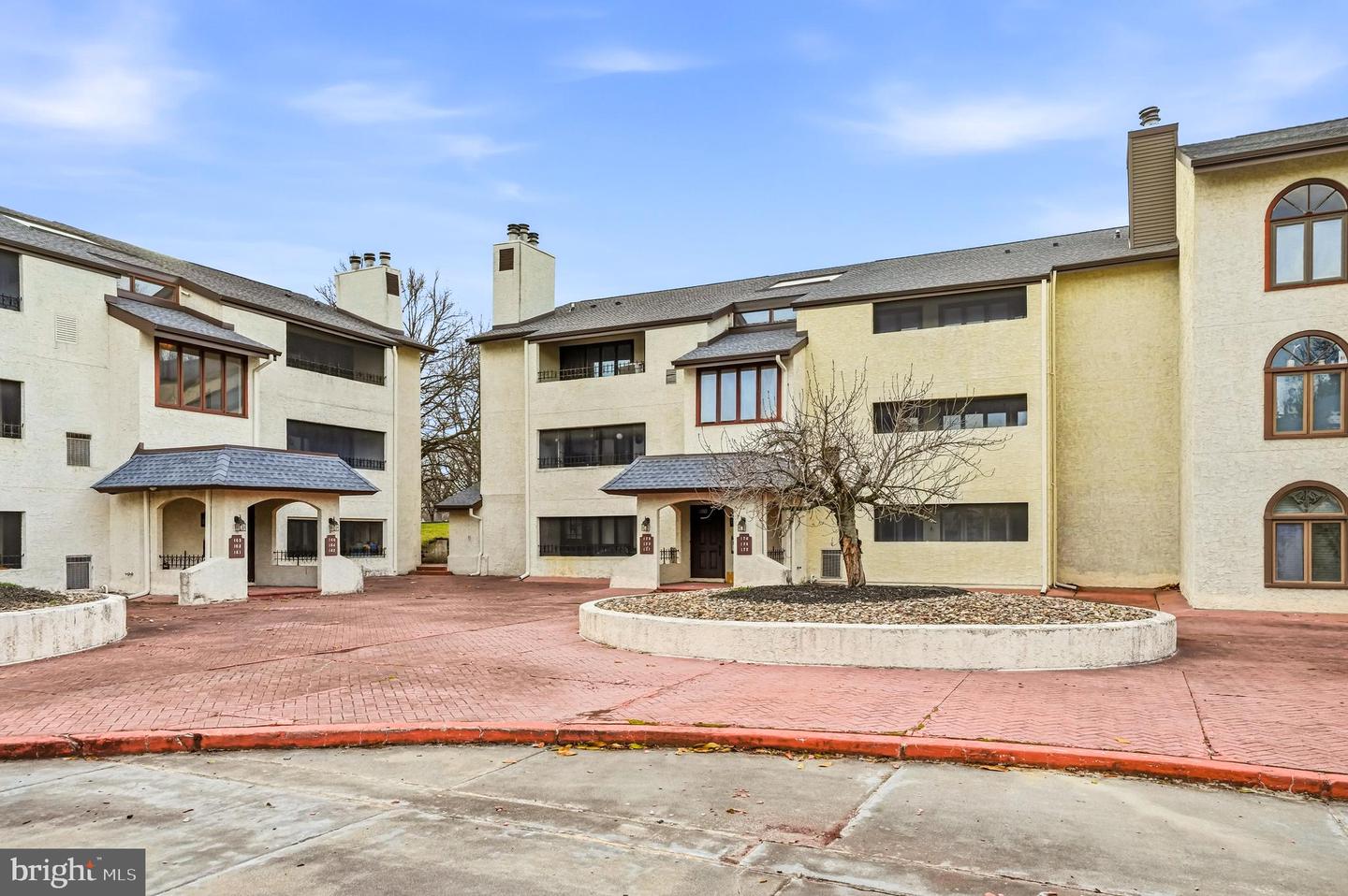 171 Centura Property Photo 5