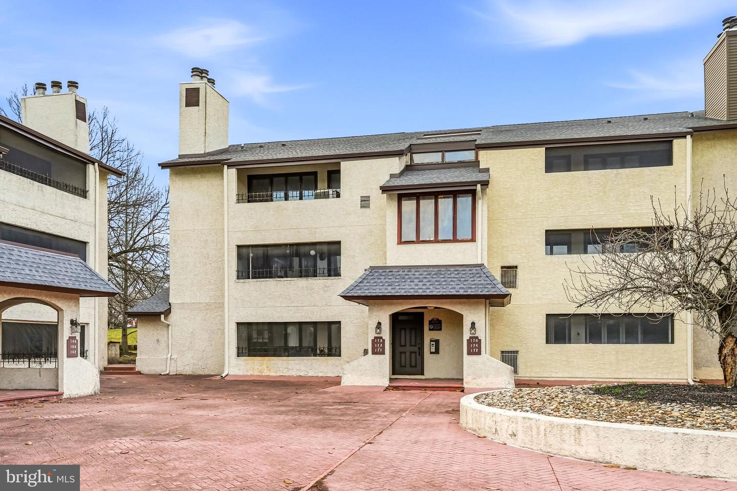 171 Centura Property Photo 6