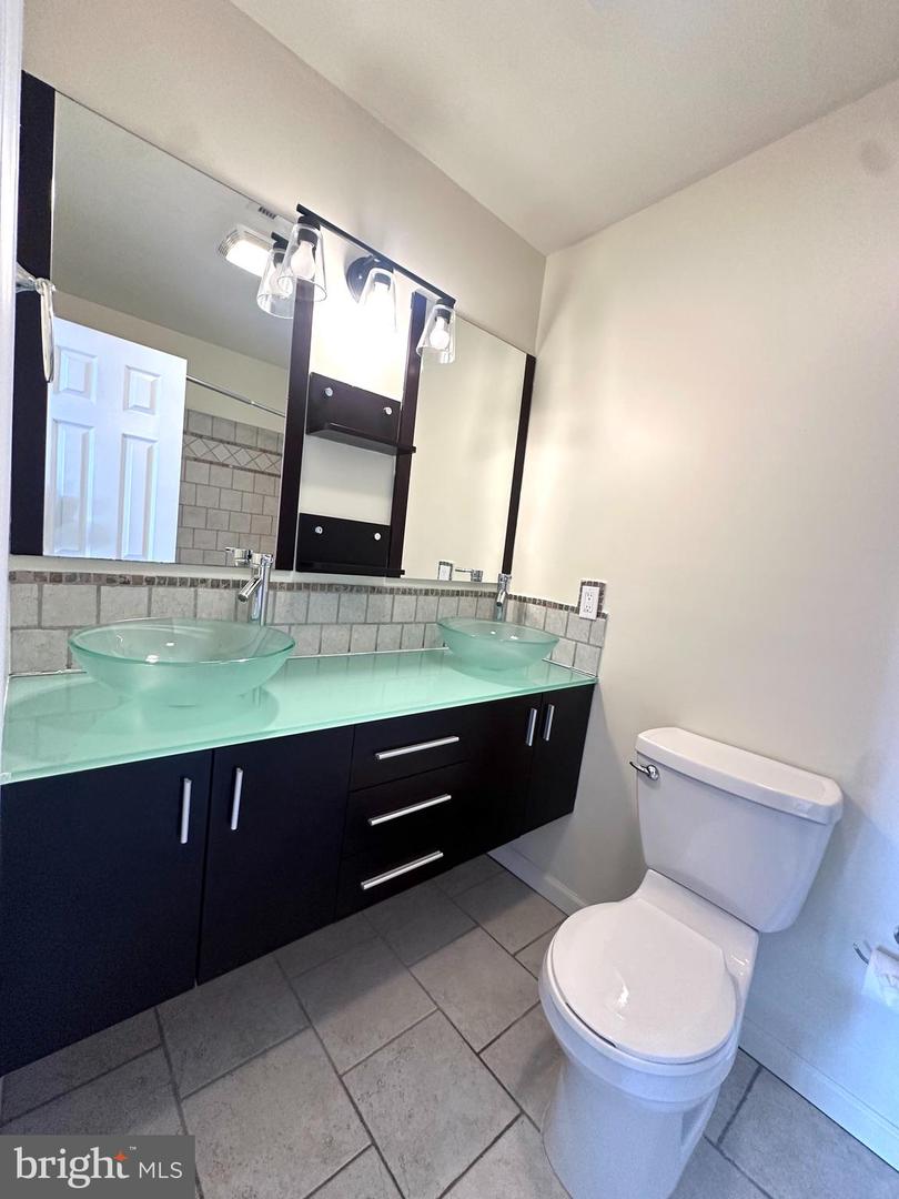 128 Kirkbride Rd #6 Property Photo 5