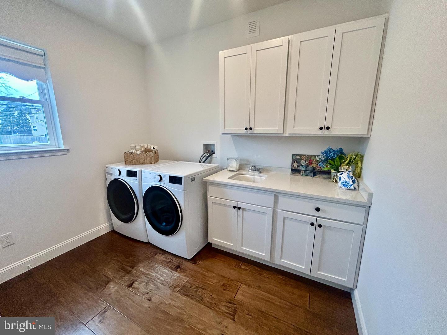 442 Waterfords Edge Ct Property Photo 17