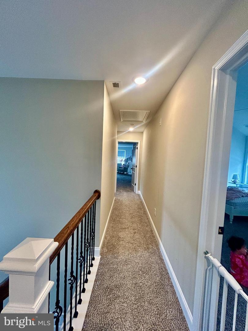 442 Waterfords Edge Ct Property Photo 19