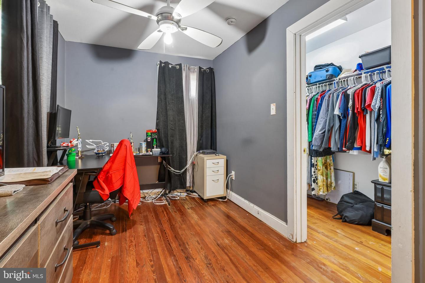 3022 Penn St Property Photo 16