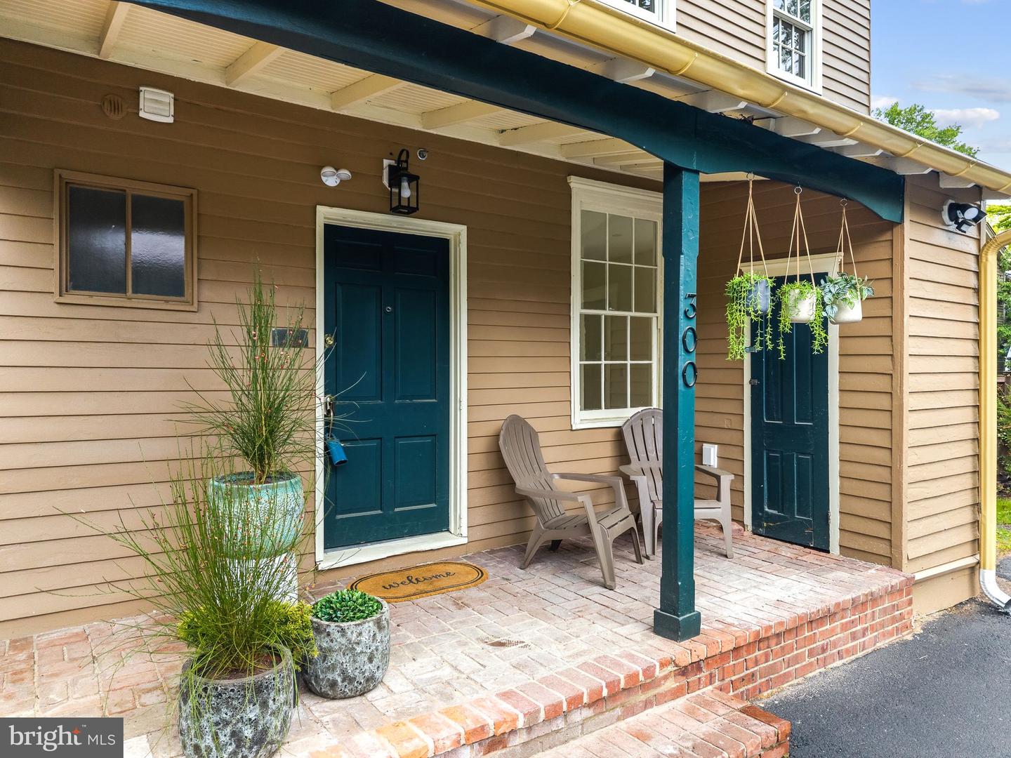 300 Kings Hwy E #b Property Photo 3