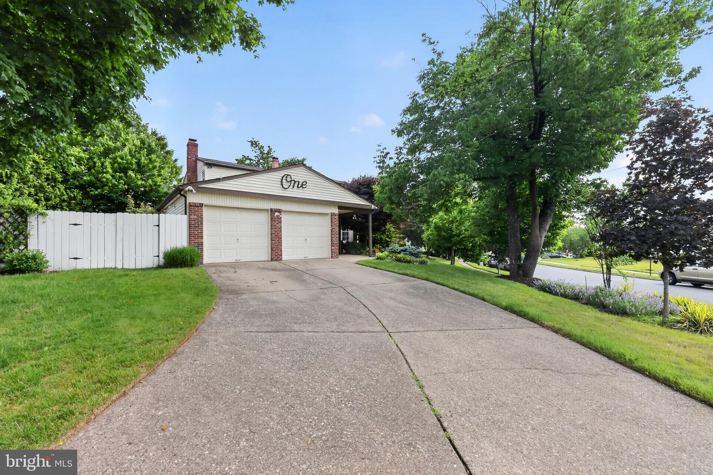 1 Bucknell Dr Property Photo 4