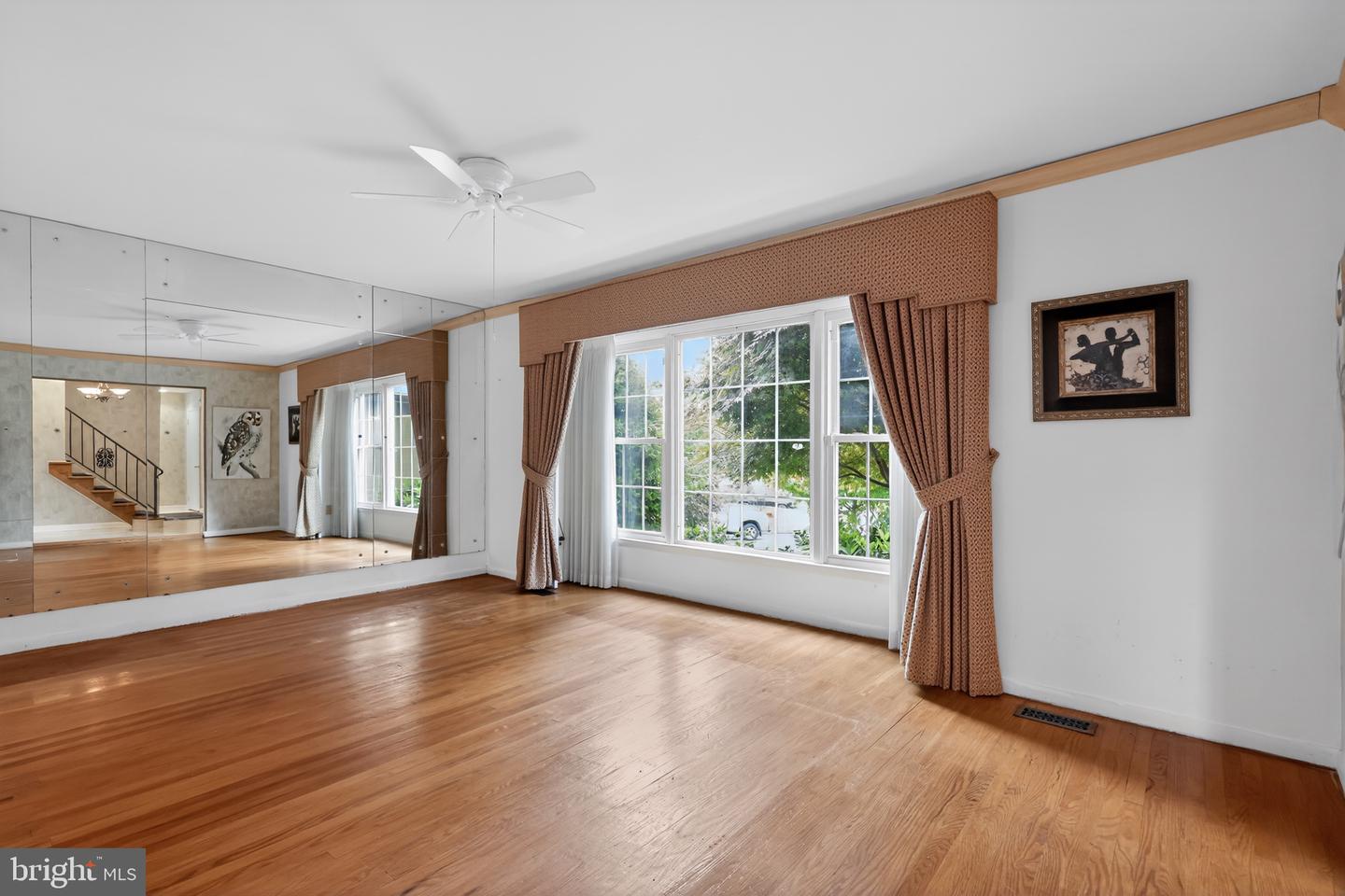 1 Bucknell Dr Property Photo 7