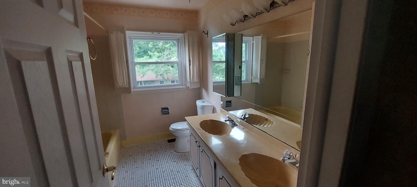 503 Balsam Rd Property Photo 16