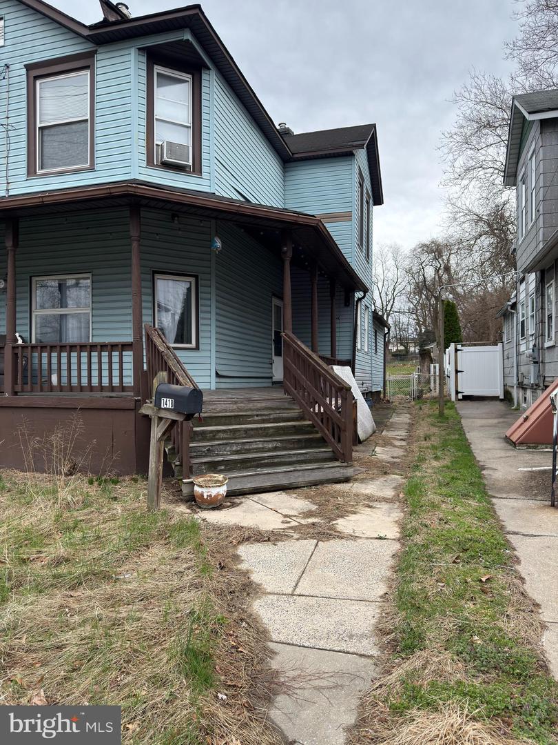 7418 River Rd Property Photo 1