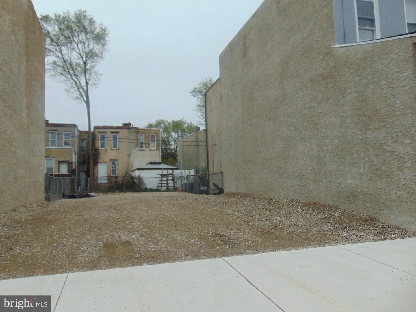 911 Fern St Property Photo 2