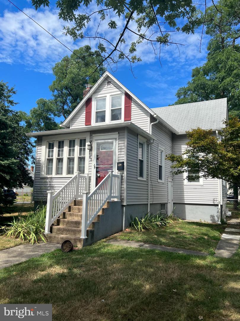 45 N LOGAN AVE Property Photo 1