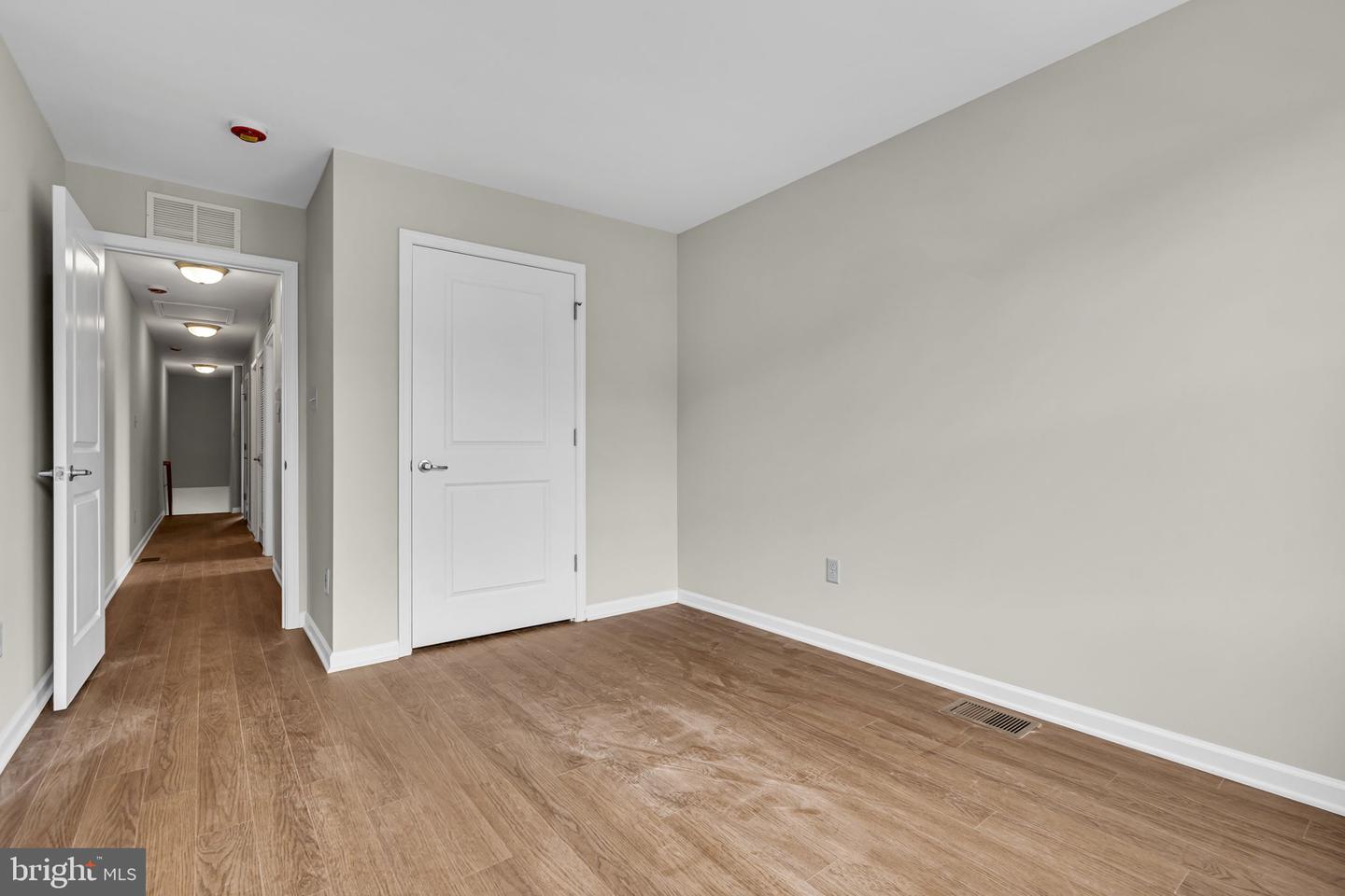 41 Rowand Way E Property Photo 21
