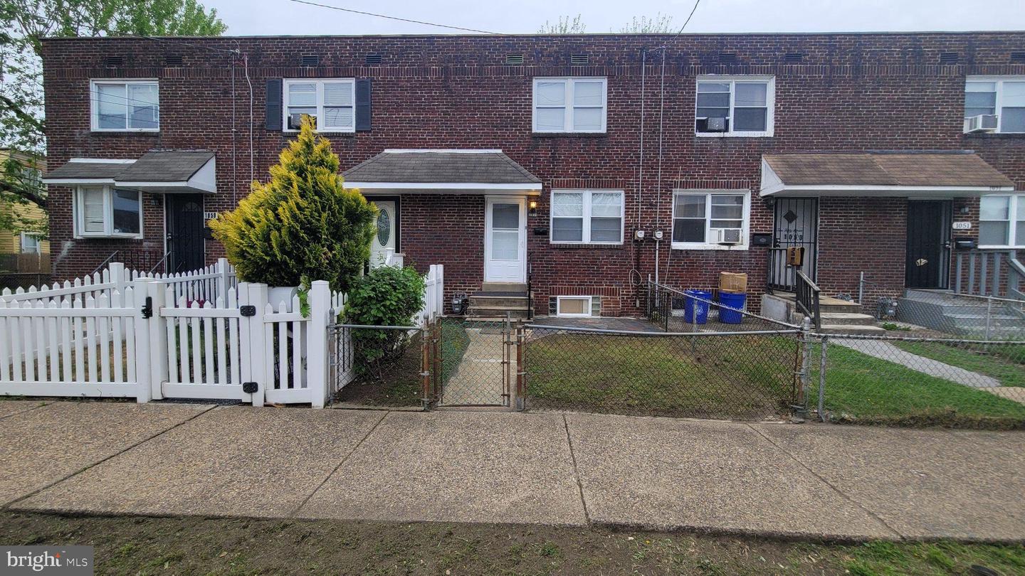 1055 Kenwood Ave Property Photo 23