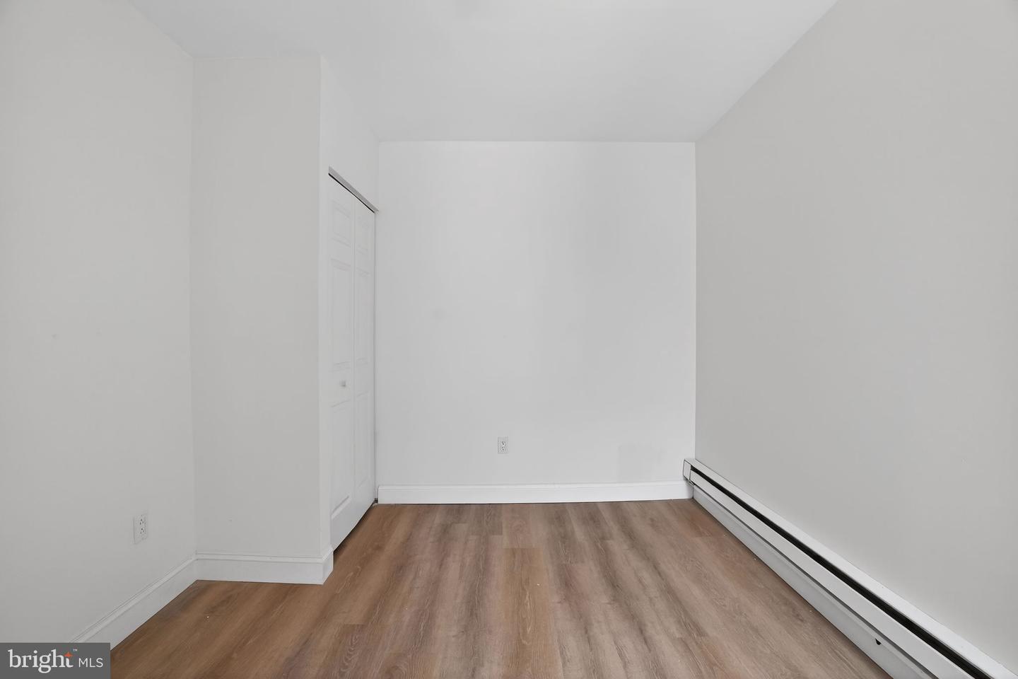 1118 Kaighn Ave Property Photo 5