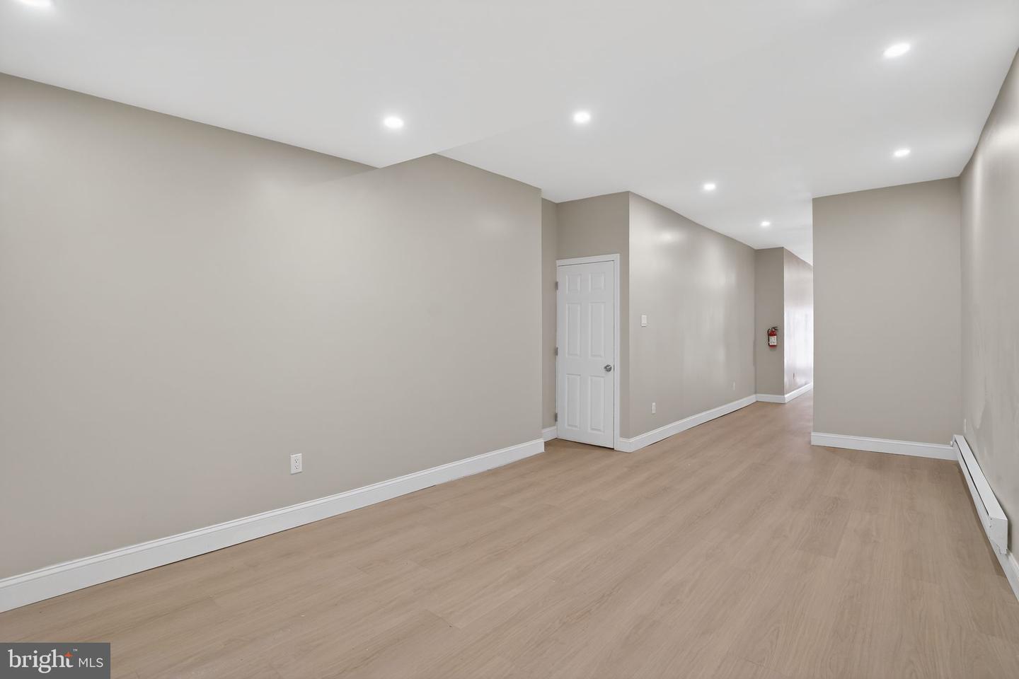 1118 Kaighn Ave Property Photo 14