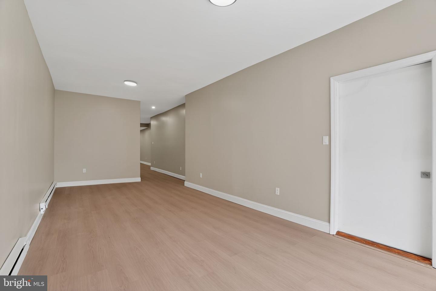 1118 Kaighn Ave Property Photo 17