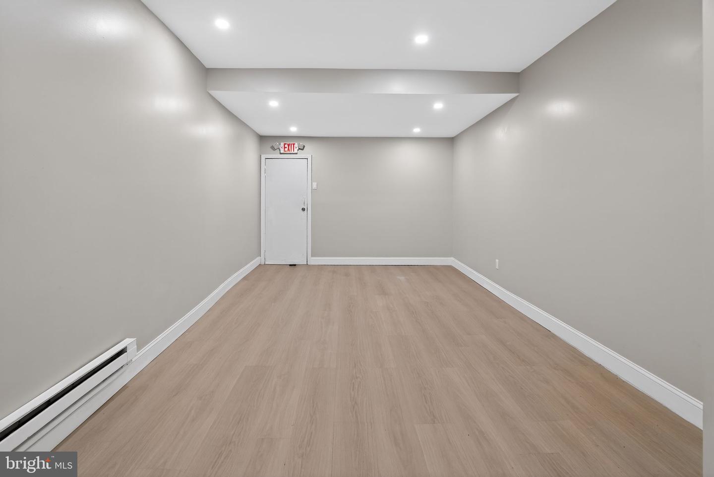 1118 Kaighn Ave Property Photo 18