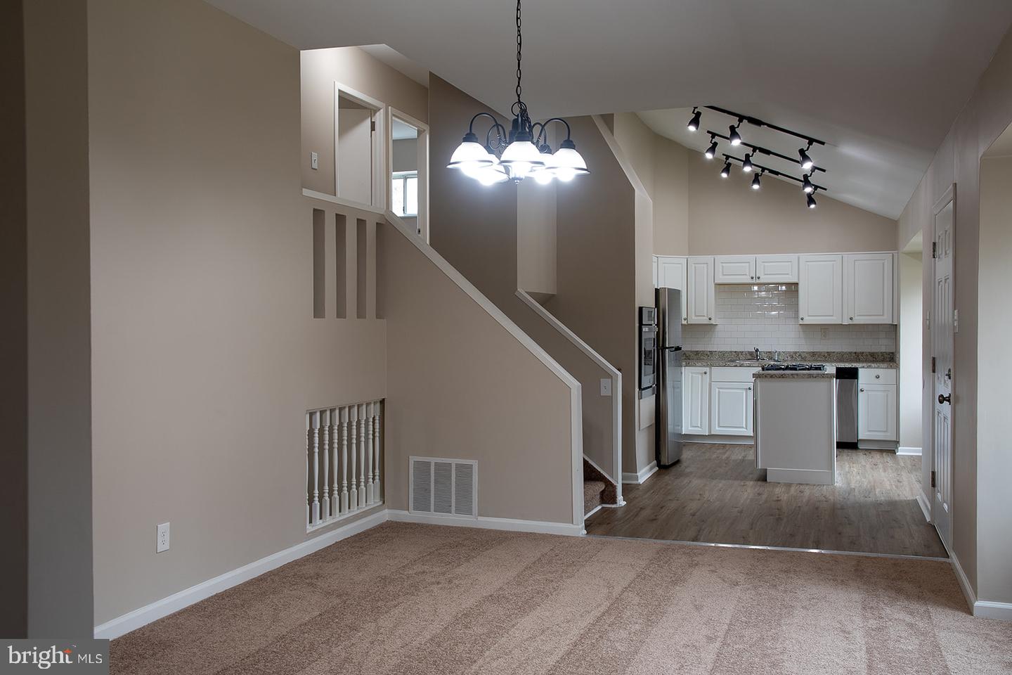 914 Aston Martin Dr Property Photo 7