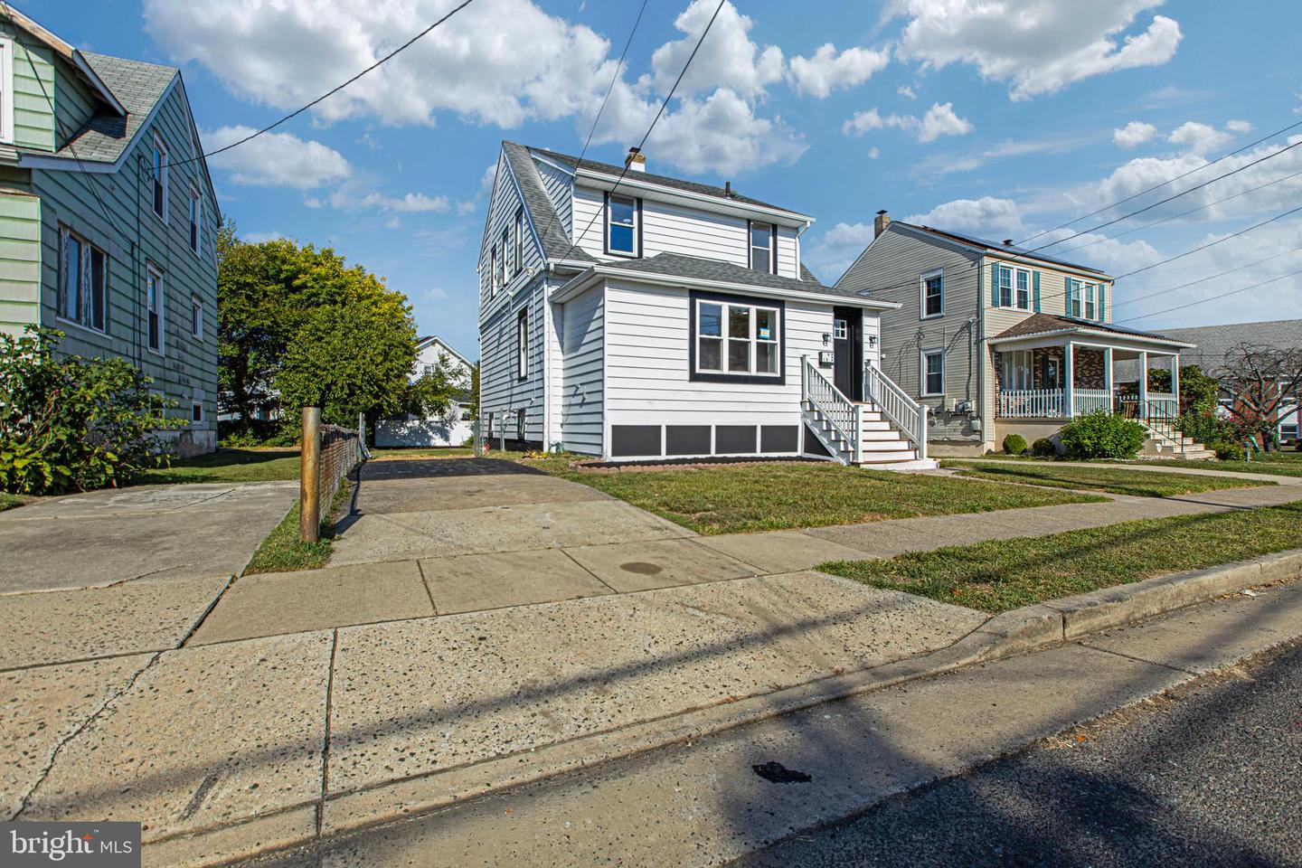 113 Centre Property Photo 2