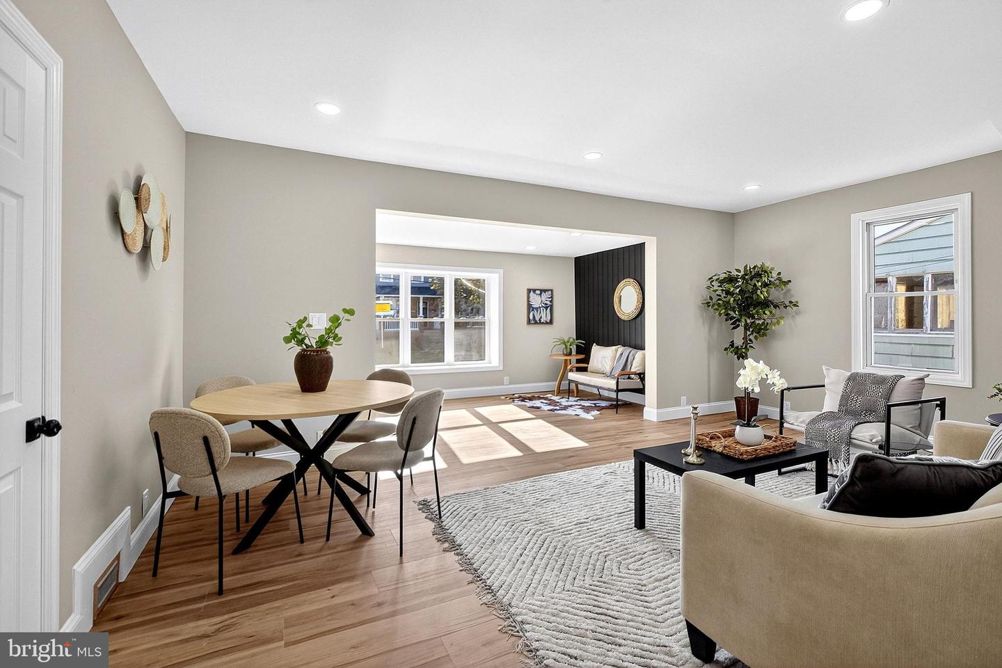113 Centre Property Photo 12