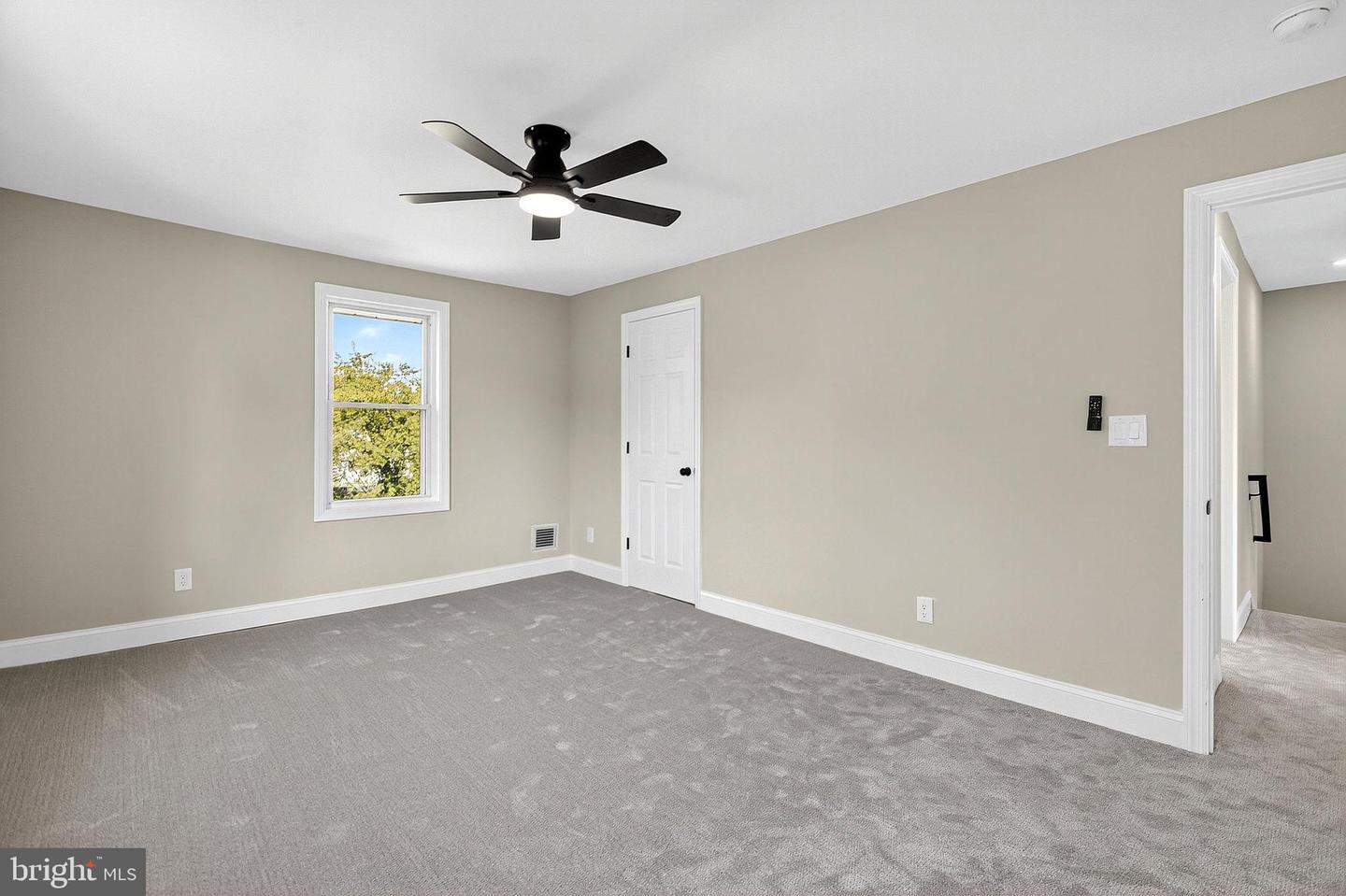 113 Centre Property Photo 27