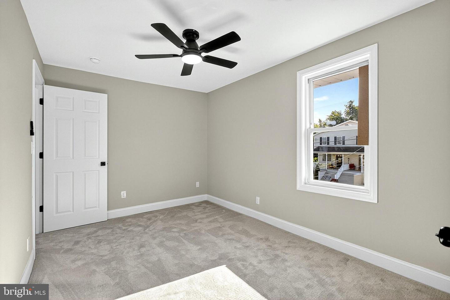 113 Centre Property Photo 31