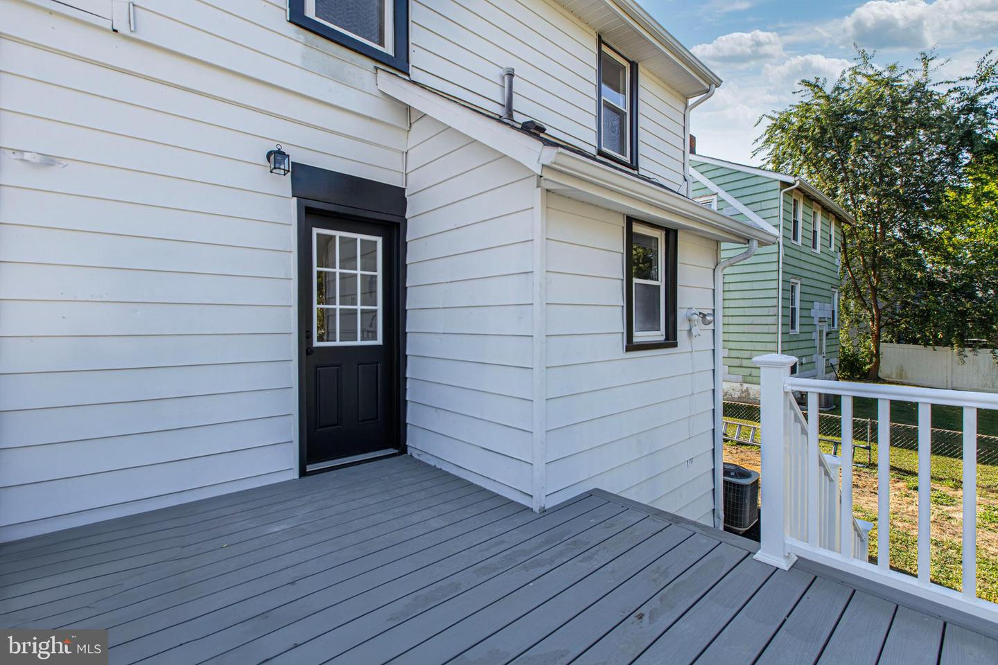 113 Centre Property Photo 36