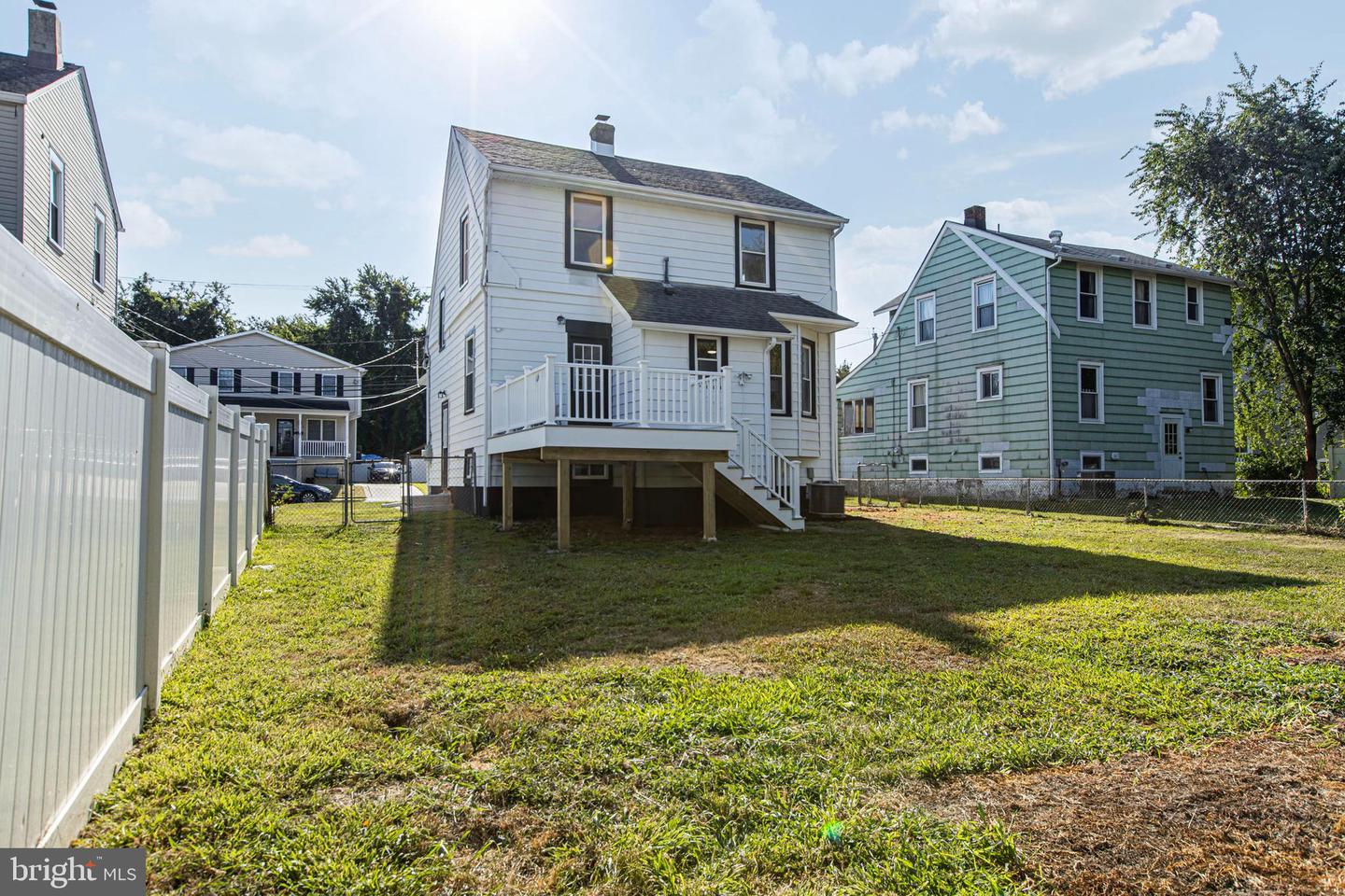113 Centre Property Photo 40