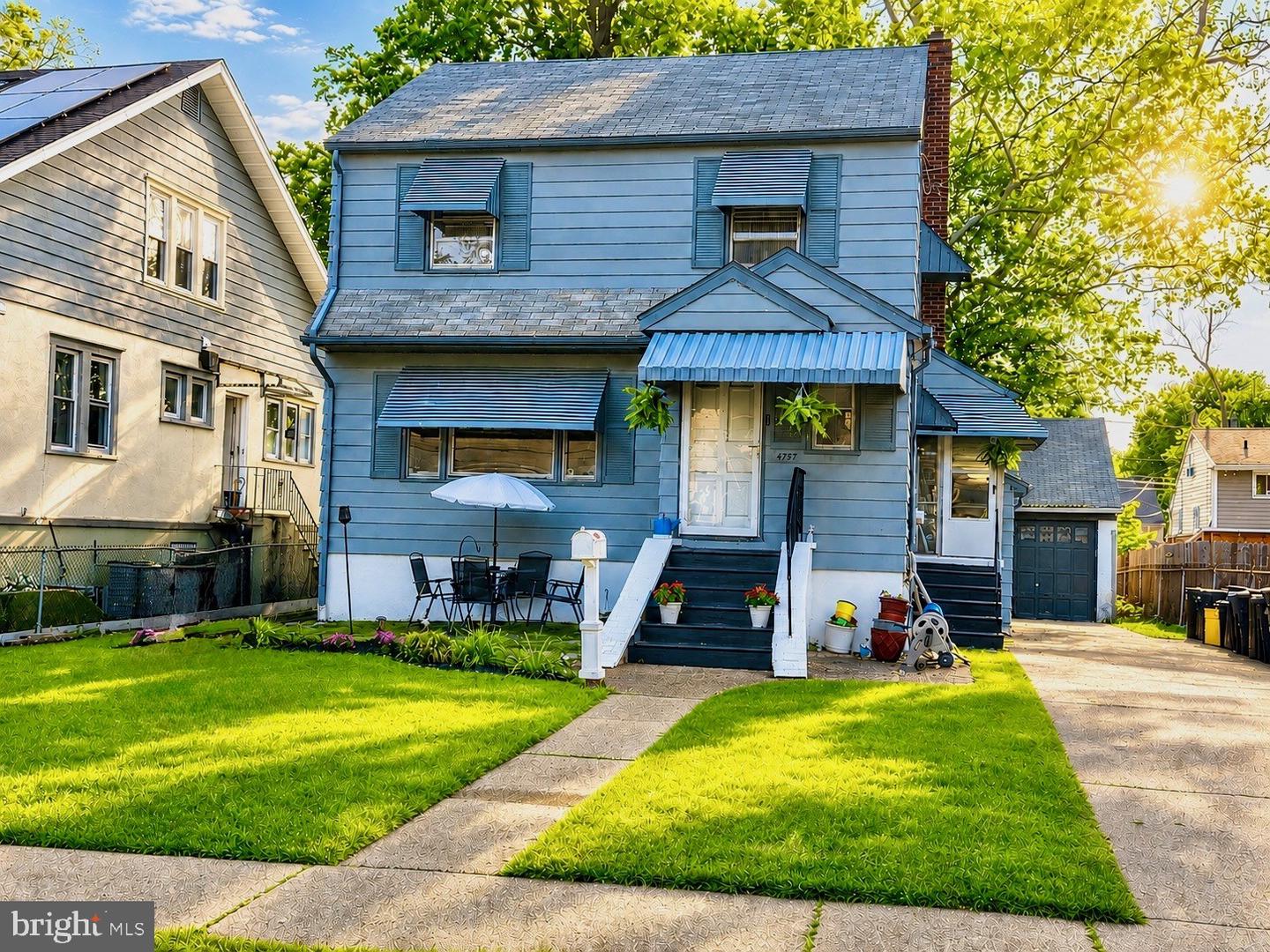 4787 OAK TER Property Photo 1